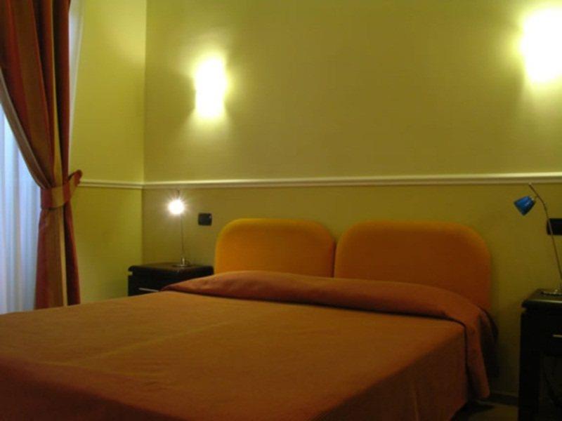 Hotel Everest Inn Roma Dış mekan fotoğraf